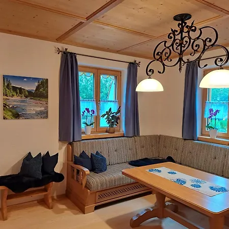 Apartment Schwarzenberger *