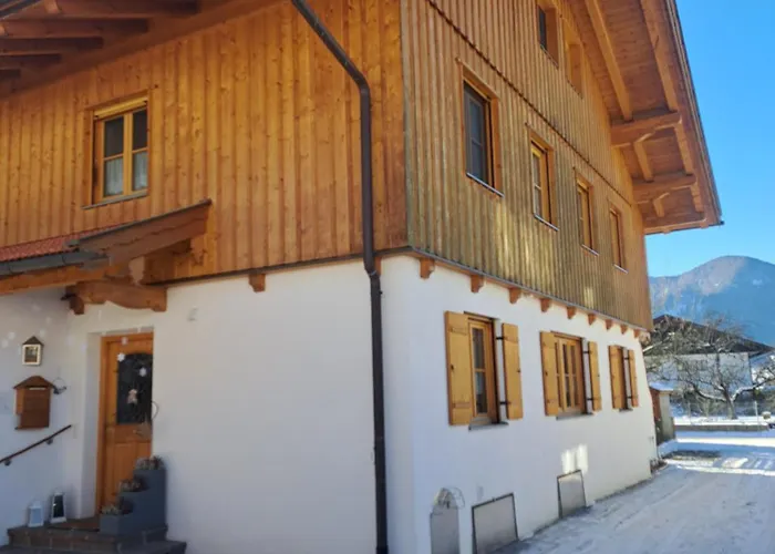 Schwarzenberger Apartment *